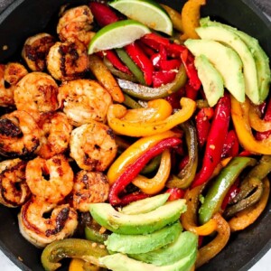 cajun-shrimp-fajita-pan