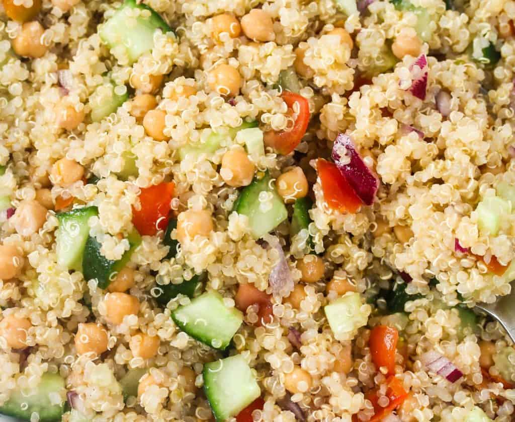 vegan-quinoa-chickpea-salad