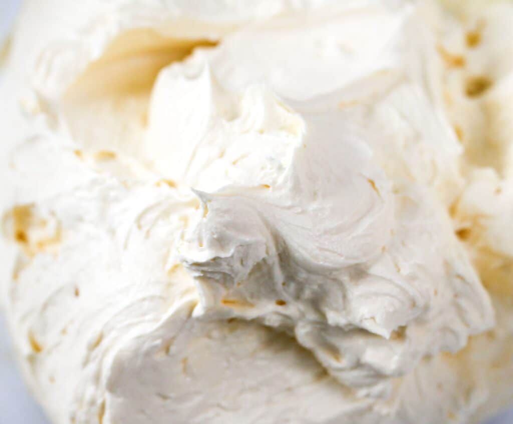 How-to make-fluffy-vanilla-buttercream