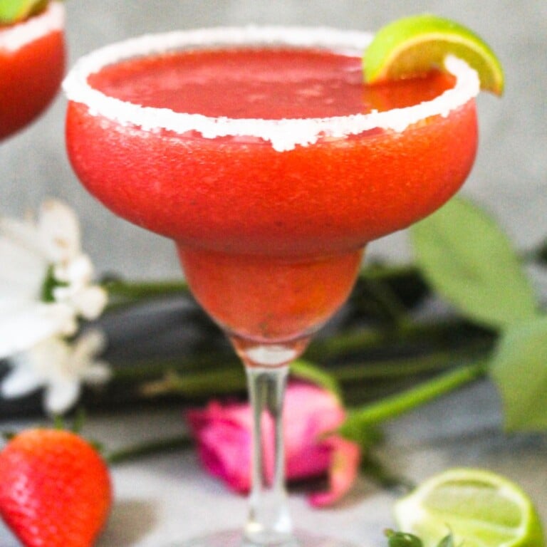 Strawberry margaritas frozen.