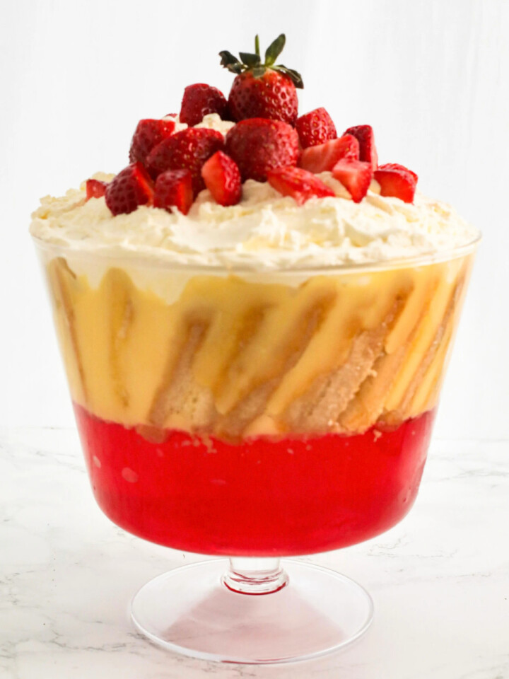 Strawberry And Raspberry Trifle Easy Strawberry Trifle - Sims Home Kitchen