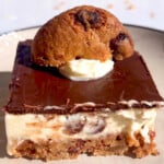 chocolate chip cookies cheesecake bars.