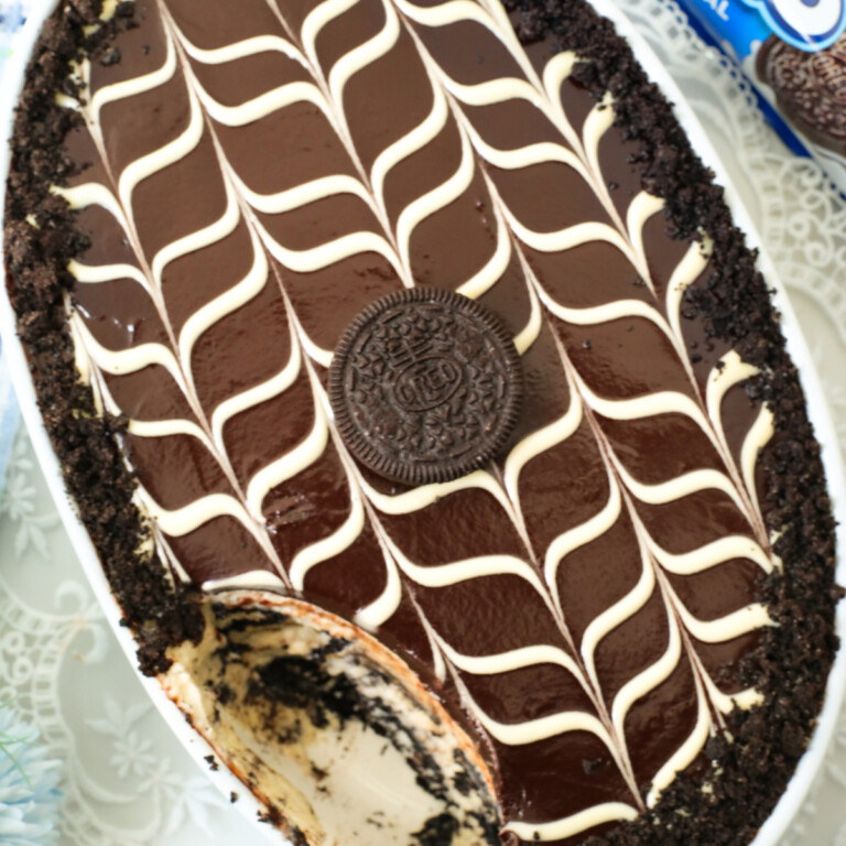 Oreo Tiramisus dessert in an oval dish.