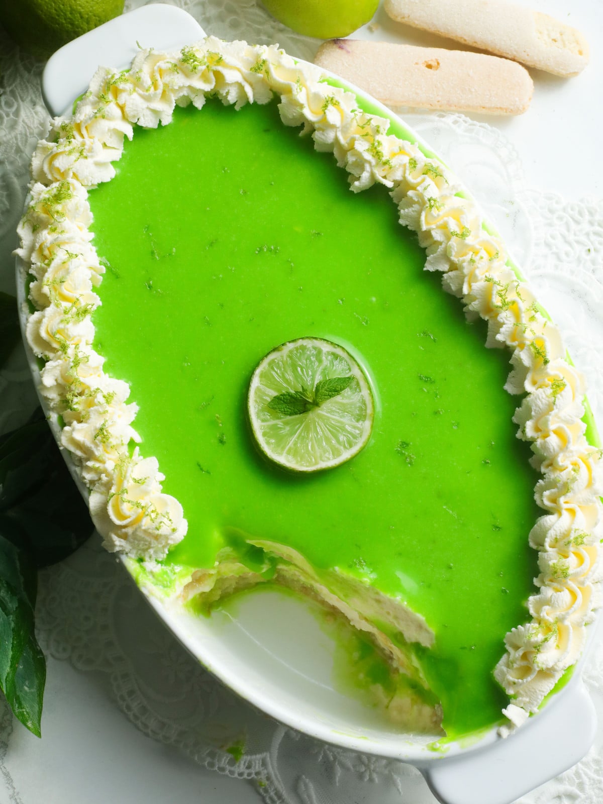 Egg lime tiramisu dessert.